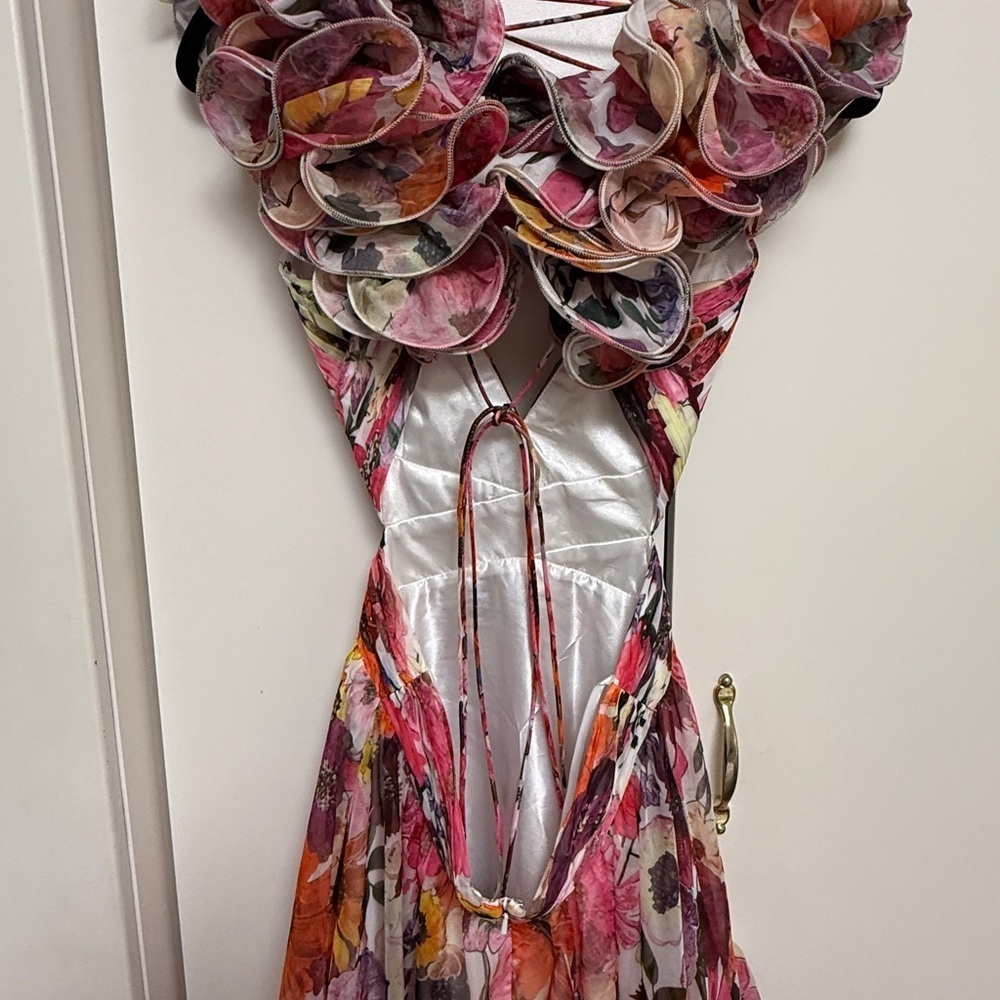 NWT | Mac Duggal 56048 White Multi Ruffle Tiered Floral Chiffon Dress Size 4 - Picture 15 of 16